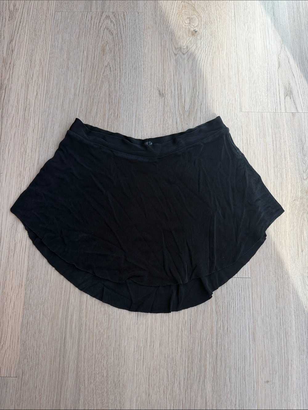 Black bullet pointe skirt